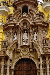 Facade, La Iglesia y Convento de San Francisco, Lima